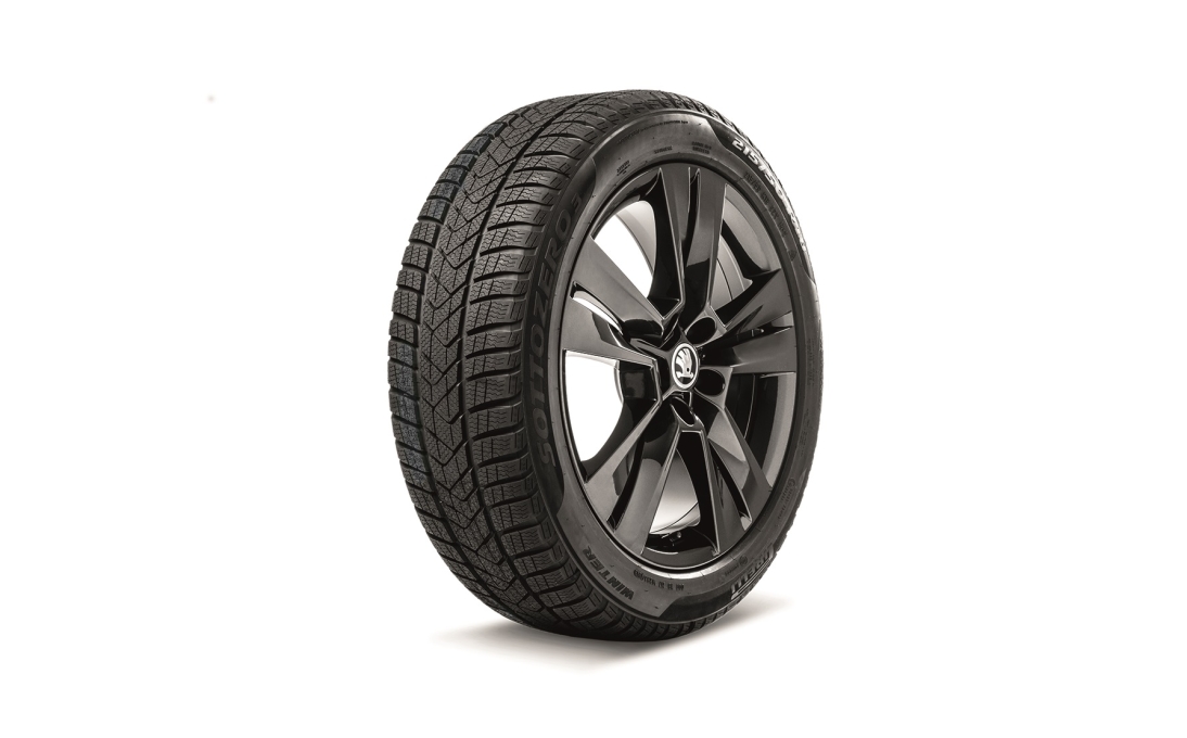 Škoda kompletní zimní kolo MYTIKAS 18" pro Karoq - pravá strana